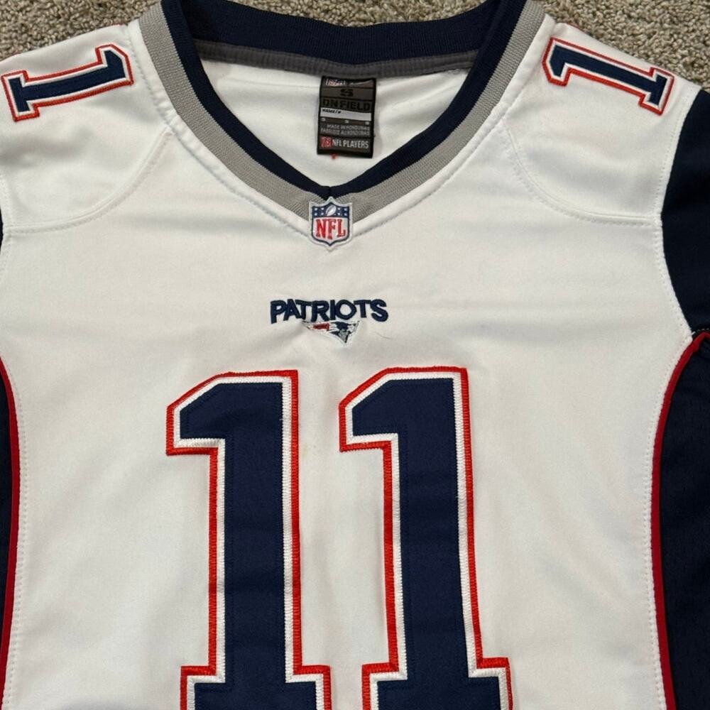 Nike New England Patriots Julian Edelman 11 Women's Jersey size Small - Picture 3 of 5